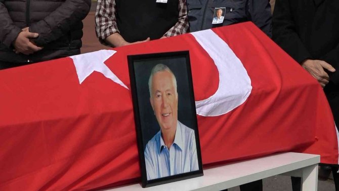 Nezih Alkış Törenle Uğurlandı