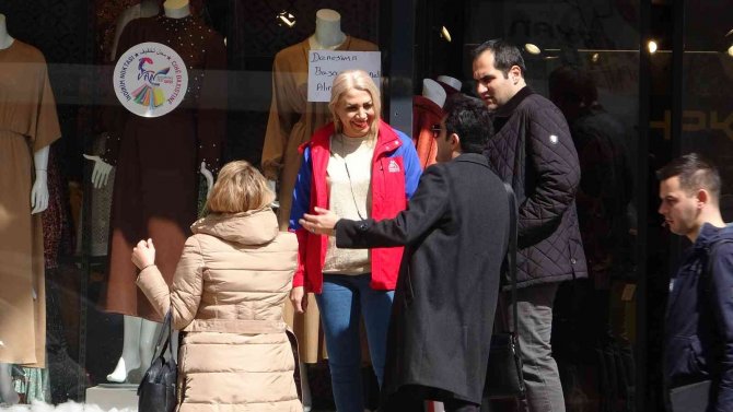 Nevruz Tatili Van Esnafının Yüzünü Güldürdü
