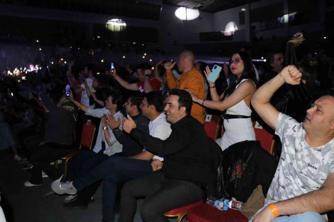 Nevruz Tatili Van Esnafının Yüzünü Güldürdü