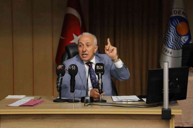 Gültak: "Şehidimizin İsmini Bir Parka Veremediğim İçin Kahroluyorum"