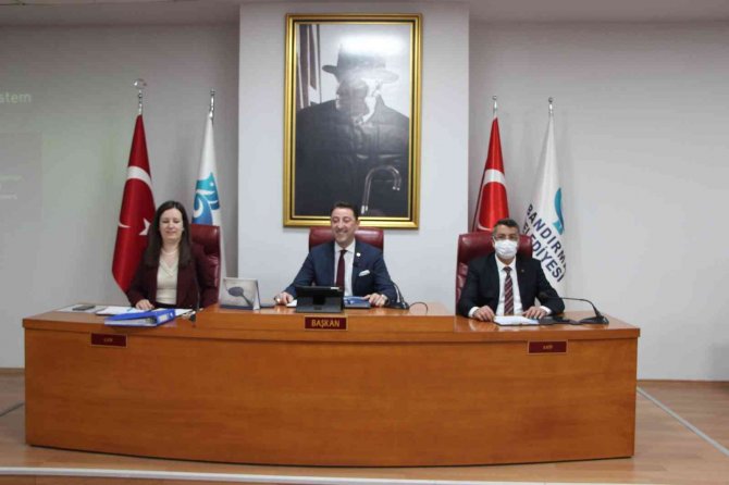Bandırma Belediyesi 2021 Faaliyet Ve Bütçe Performans Toplantısını Gerçekleştirdi
