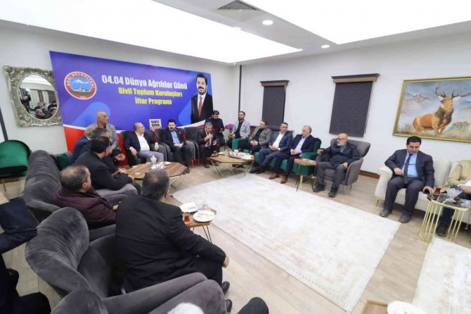 Başkan Sayan, “Dünya Ağrılılar Günü” Dolayısıyla Stk Temsilcileriyle Bir Araya Geldi