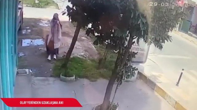 Annesinin Nisa Mihriban Bebeği Sokağa Bıraktığı Anlar Kamerada