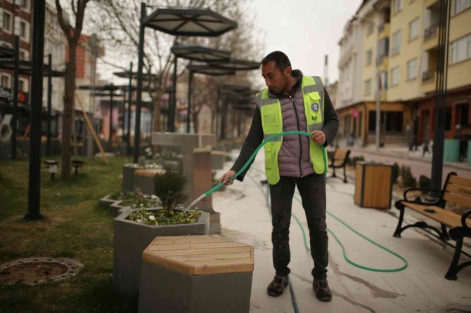 Bekir Avlupınar Caddesi Farklı Bir Görünüme Kavuştu