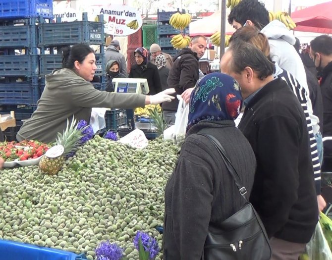 Çağlanın Kilosu 30 Tl’ye Düştü