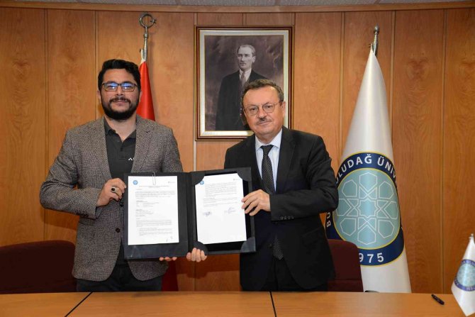 İ̇ş Dünyası İle Yakın İlişkiler Öğrencilere Staj Katkısı Sağlıyor