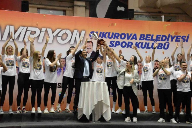 Çukurova’nın Sultanları Taraftarıyla Buluştu