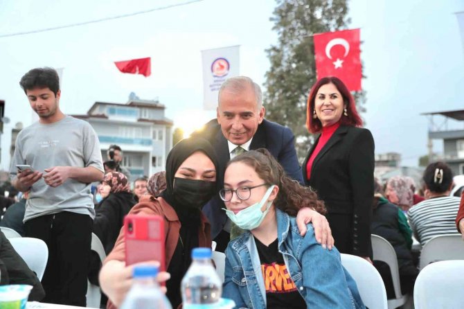 Birlik Ve Beraberlik Ruhu Büyükşehir İftarlarında Yaşanıyor