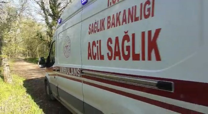 Edirne’de Kendisini Bıçaklayan Şahsı Polis Tampon Yaparak Kurtardı