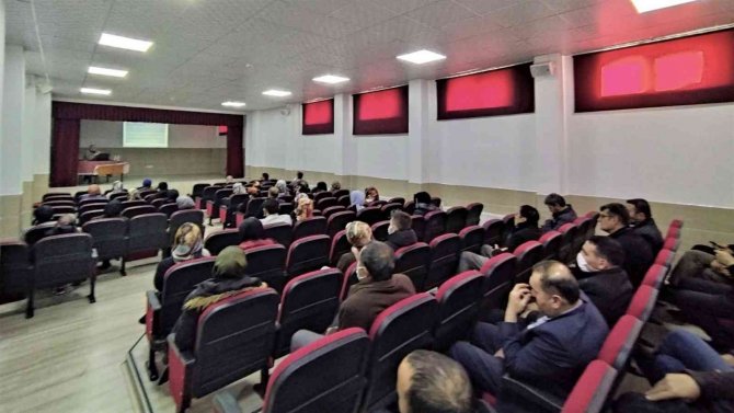 Öğretmenlere "Protokol Ve Resmi Yazışma Kuralları" Konusunda Seminer Verildi