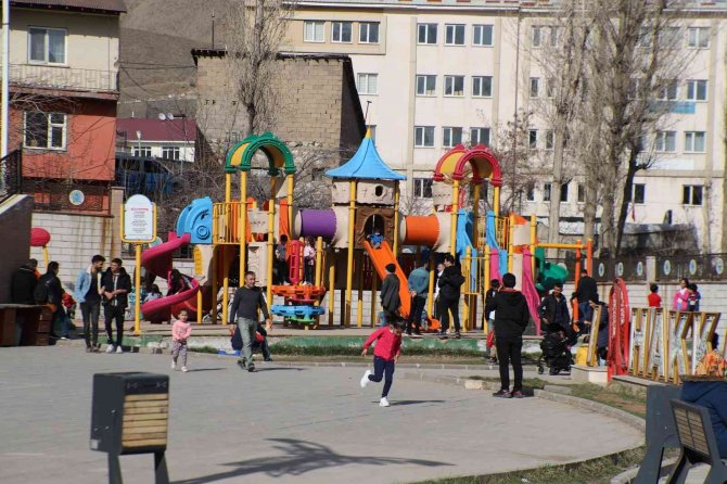 Hakkari’de Ramazan Geceleri Huzur İçinde Geçiyor