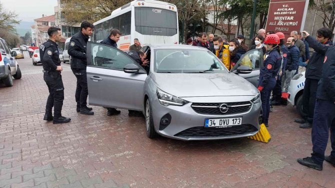 Polis Ve Sağlık Ekiplerinin Alkollü Sürücüyle Sınavı