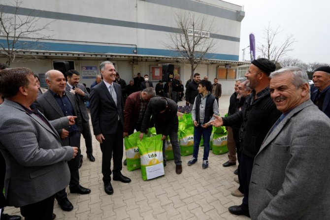 İ̇negöl’de 570 Ton Yağlık Ayçiçeği Üretilecek