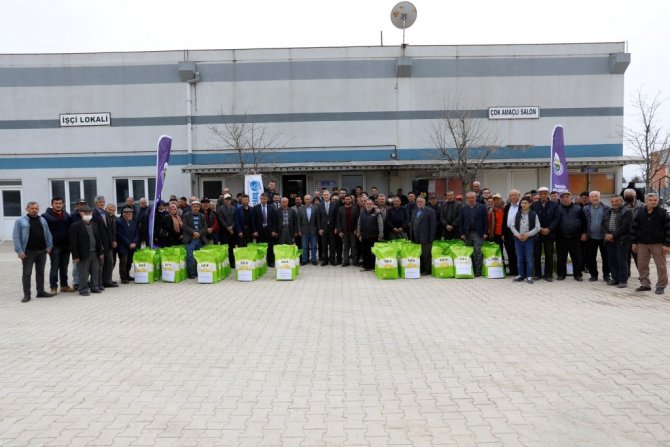 İ̇negöl’de 570 Ton Yağlık Ayçiçeği Üretilecek