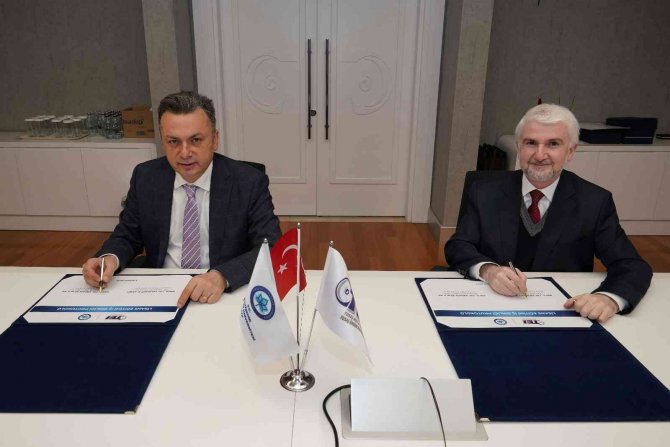 Teı Ve Eskişehir Osmangazi Üniversitesi Arasında İ̇ş Birliği Protokolü İmzalandı