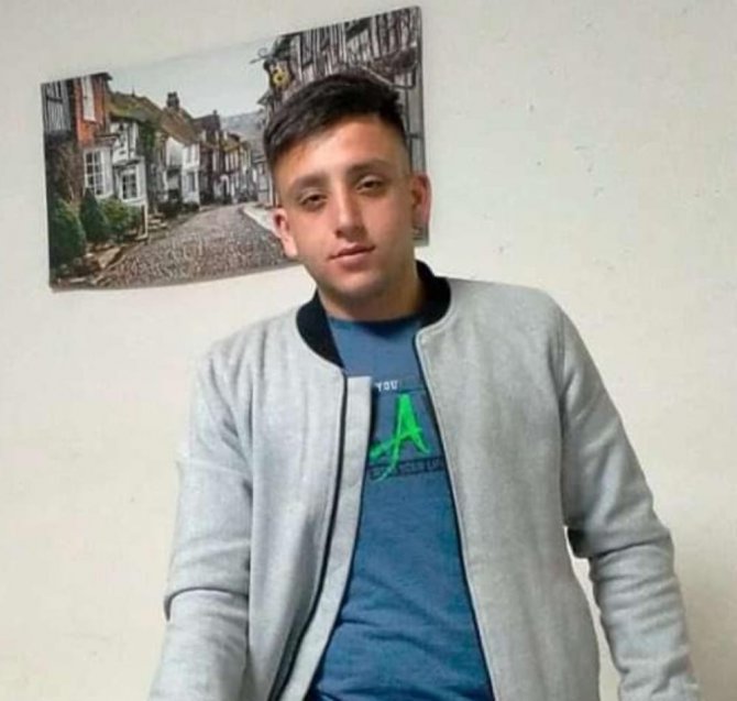 İ̇zmir’de Arkadaşını Bıçaklayarak Öldüren Cinayet Şüphelisi Tutuklandı