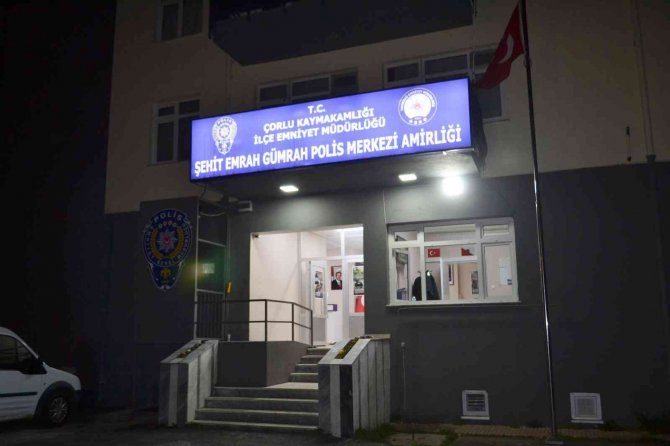 Kaçan Hırsız Kovalamaca Sonrası Tarlada Yakalandı