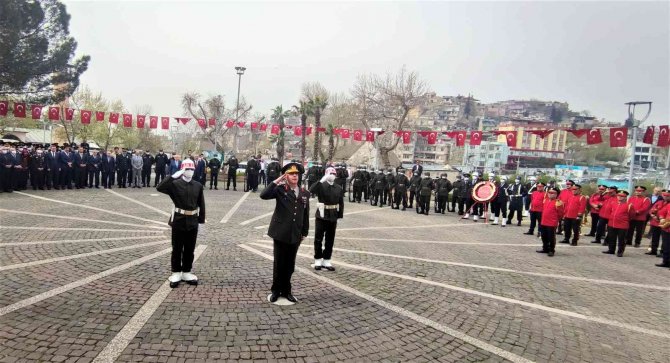 Kahramanmaraş’a İ̇stiklal Madalyası Verilişinin 97. Yıl Dönümü Kutlandı