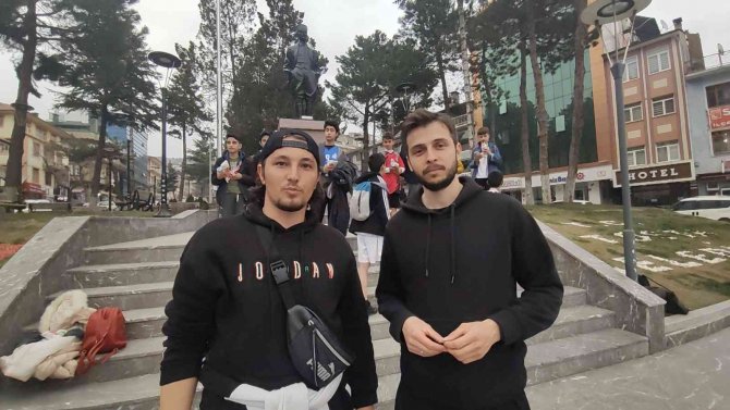 Tosya, Atletizmde İl Birincisi Oldu: 30 Sporcunun 29’u Madalya Aldı