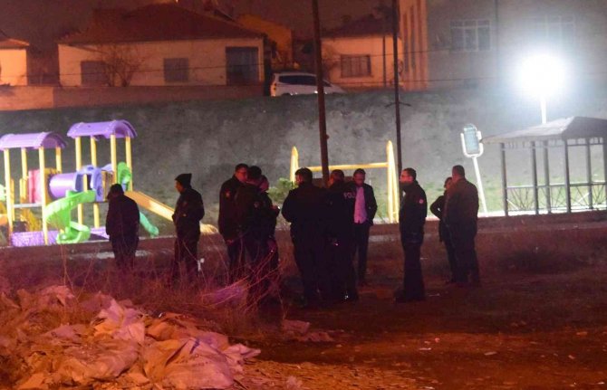 İ̇ntihara Teşebbüs Eden Şahsı, Karısı İkna Etti