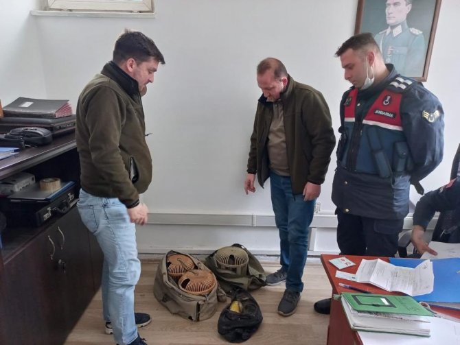 Kaçak Keklik Avcıları Jandarmaya Yakalandı