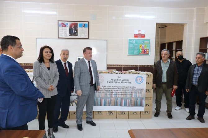 Sektör Temsilcilerinden Kitap Toplama Kampanyasına Destek