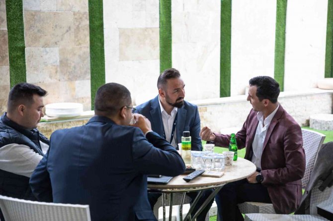 Manisalı Traverten Taşı Üreticisi Dünyaya Yön Veriyor