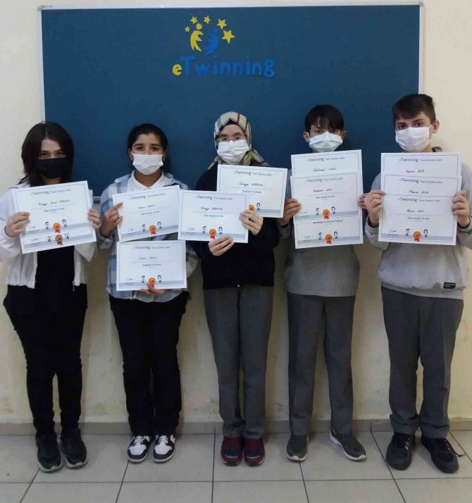 Nuri Erbak Ortaokulu’ndan Uluslararası Başarı