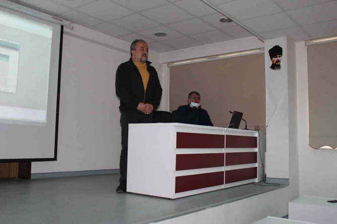 ’Ben Olsaydım’ Temalı Bağımlılıkla Mücadele Çalıştayı Yapıldı