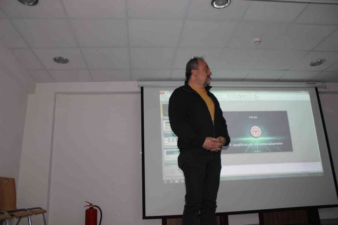 ’Ben Olsaydım’ Temalı Bağımlılıkla Mücadele Çalıştayı Yapıldı