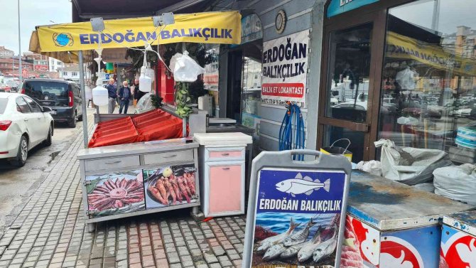 Mayın Korkusu Balıkçılar Kepenk Kapattı