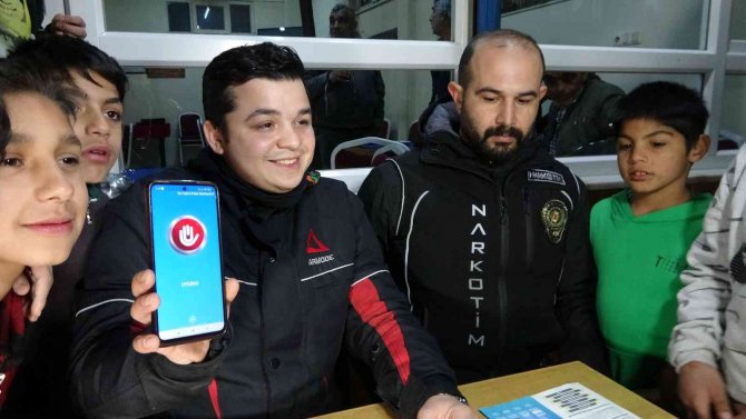 Samsun’da Narkotik Polisi Roman Mahallesinde Uyuma Uygulamasını Tanıttı