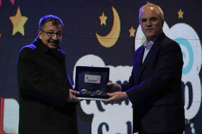 Yazar Hayati İ̇nanç, Şanlıurfalılarla Buluştu