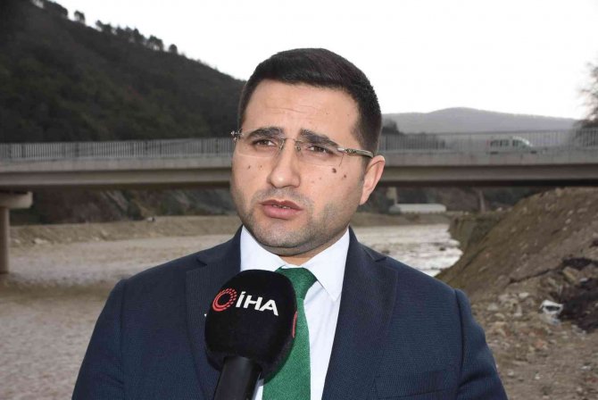 Ayancık’ta İ̇kisu Köprüsü Tamamlanmak Üzere