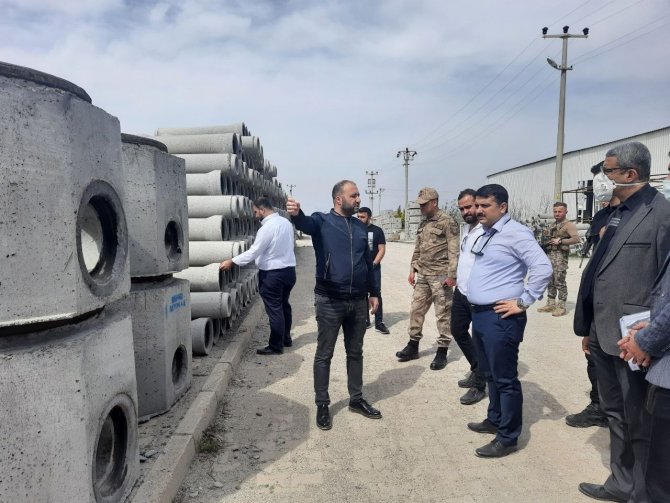 Cizre Kaymakamı Tunç, Organize Sanayi Bölgesi’nde İncelemelerde Bulundu