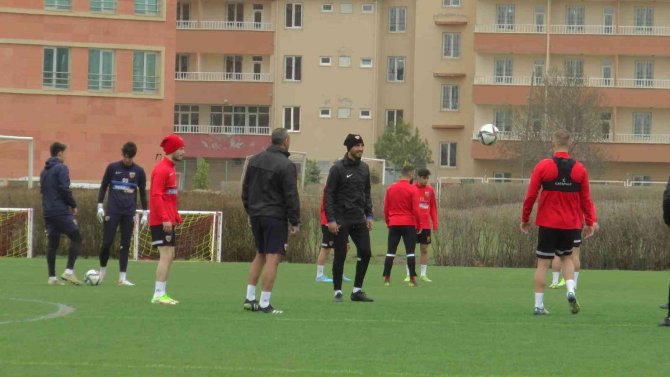 Mario Gavranovic: “Öne Geçtiğimiz Maçlarda Skoru Sonuna Kadar Korumayı Beceremedik”