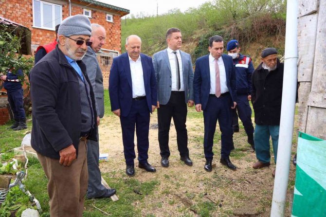 Ünye’de Heyelan Nedeniyle 13 Ev Boşaltıldı