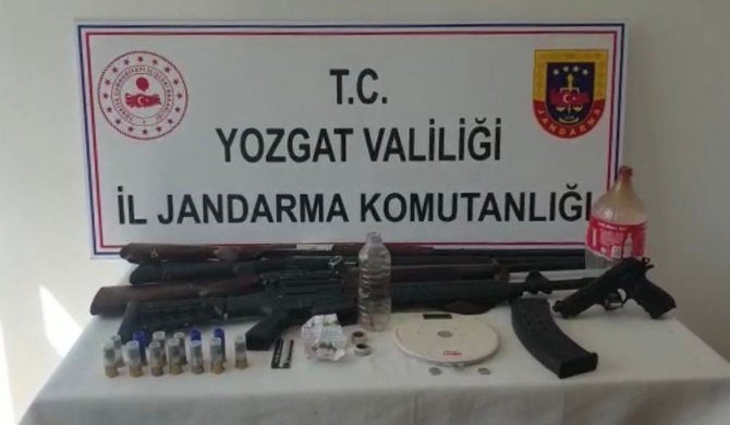 Uyuşturucu İmalatı Yapan Şahıs Adli İşlemlerin Ardından Serbest Bırakıldı
