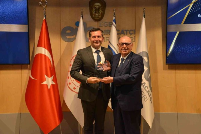 Ege Deri Ve Deri Mamulleri İ̇hracatçıları Birliği’nde Erkan Zandar Güven Tazeledi