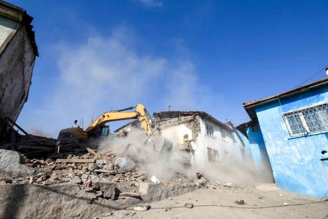 Tarihi Dönüşümün Adresi: Kayabaşı