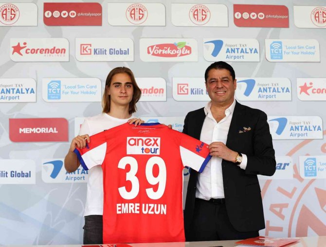 Antalyaspor Emre Uzun İle 3+2 Yıllık Sözleşme İmzaladı