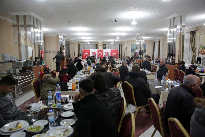 Vali Epcim Şehit Aileleri Ve Gazilerle İftarda Buluştu