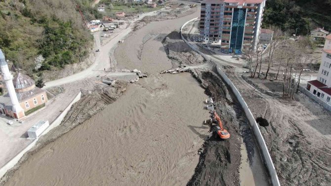 Bozkurt’ta Yıkılan Köprüler Yeniden Yapılıyor