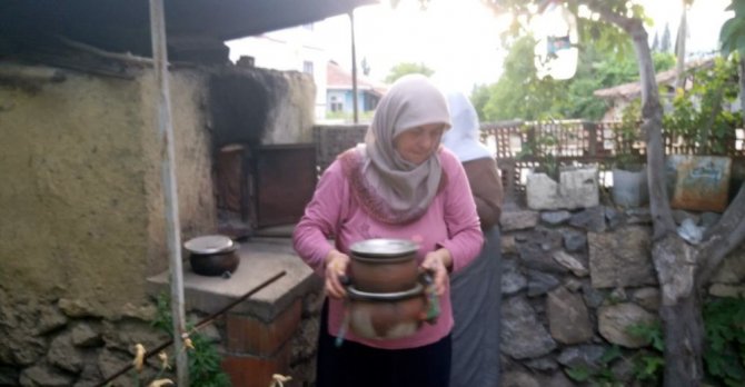 Kargı’ya Özgü Ramazan Yemekleri Sofralarda Yerini Aldı