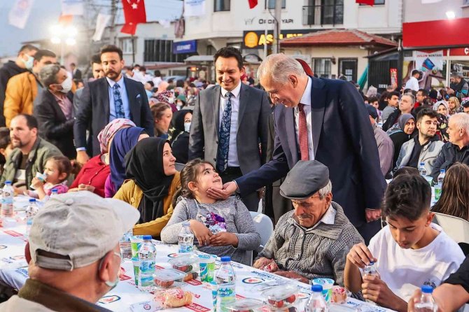 Başkan Zolan: “Birlikte İftar Yapmayı Özlemişiz”