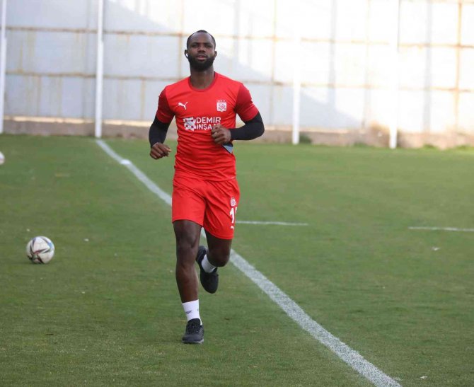 Sivasspor, Başakşehir Maçına Hazırlanıyor