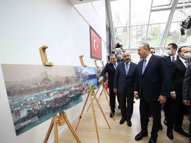 Çavuşoğlu, Brüksel’de Türkiye Güzellikleri Sergisi’nin Açılışını Yaptı