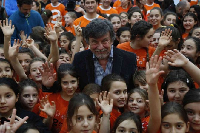 Eczacıbaşı, Genç Sporcularla Bir Araya Gelecek