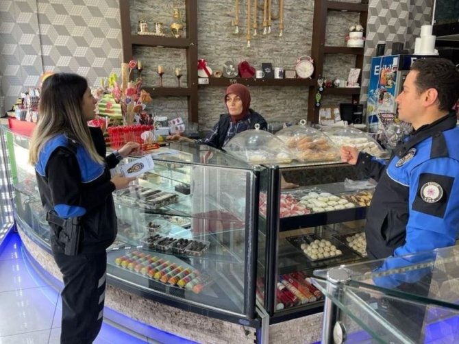 Polis Ekiplerinden Dolandırıcılara Karşı Uyarı