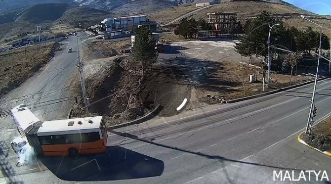 Malatya’daki Kazalar Kameralara Yansıdı